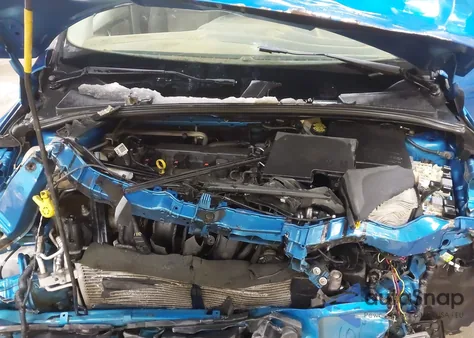 2014 Ford Focus Se z USA, uszkodzony, nr VIN 1FADP3F24EL395304